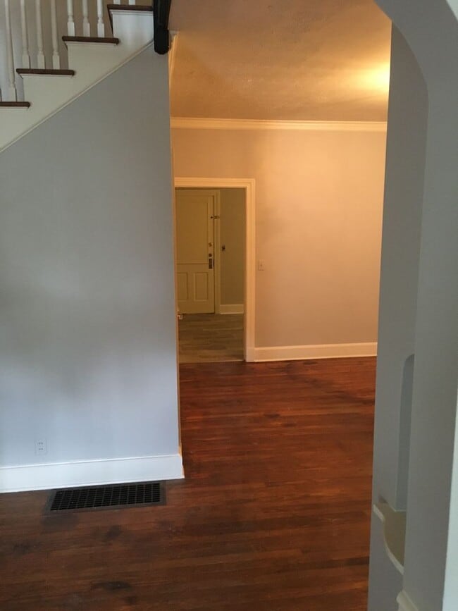 Building Photo - 1143 A&amp;B N Broad St.