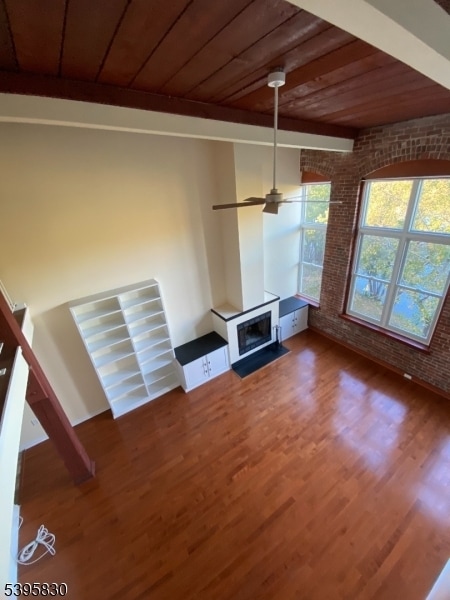 Building Photo - 262 Main St