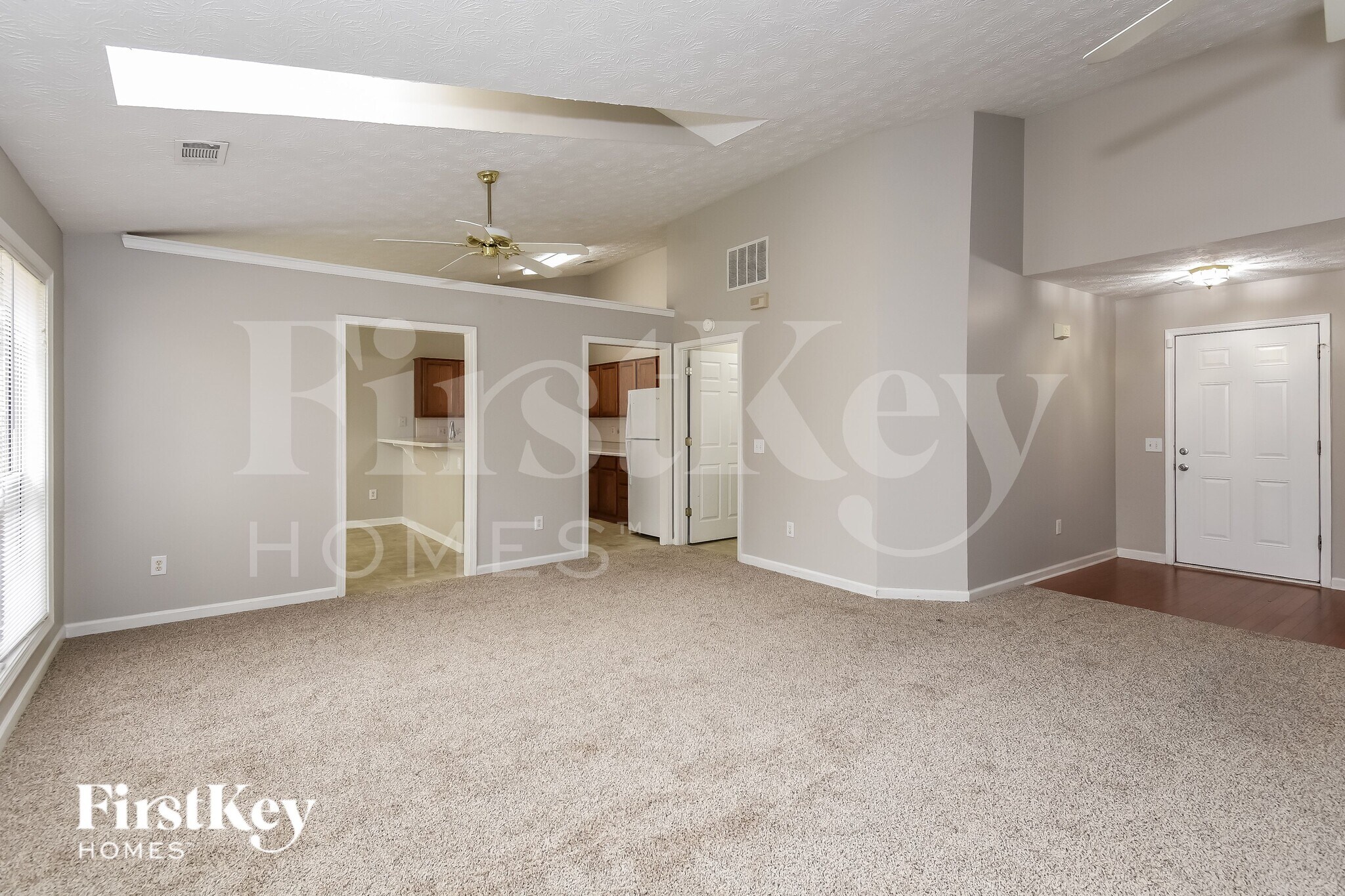 Building Photo - 799 Avalon Forest Way