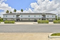 Building Photo - 1207 W Kennedy St