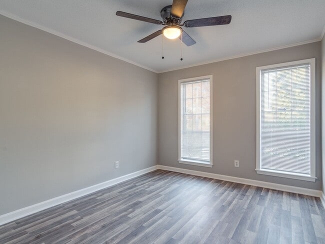 Building Photo - Spacious 4BR/2BA home in Fox Meadows - NEW...