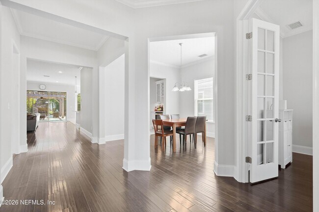 Building Photo - 80 Lazy Crest Dr