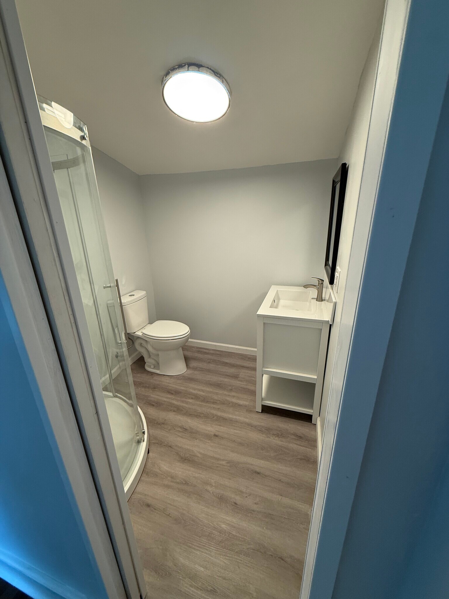 En-Suite Primary Bathroom - 345 Richland Ave