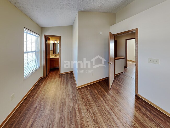Building Photo - 7303 Havencroft Dr