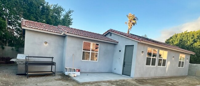 Primary Photo - 69706 Cypress Rd