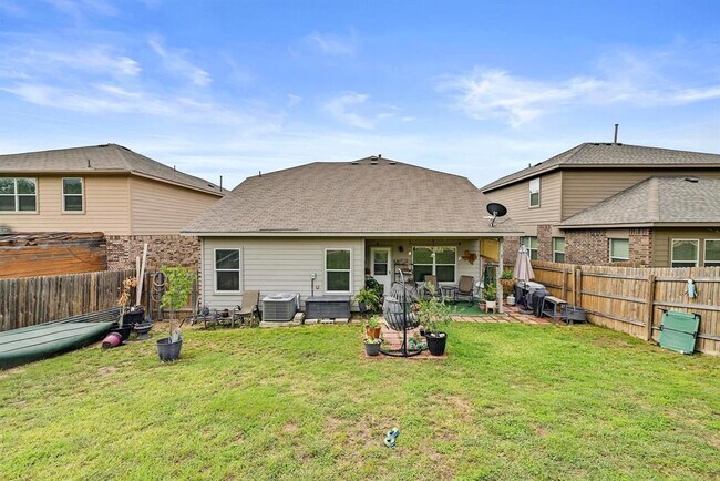 Building Photo - 409 Libani Ln
