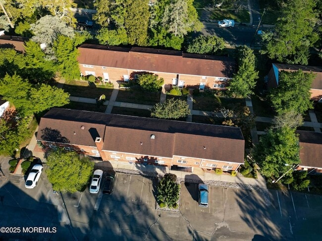 Building Photo - 364 Westwood Ave