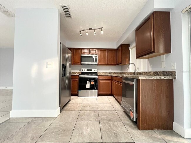 Building Photo - 11340 Cardiff Dr