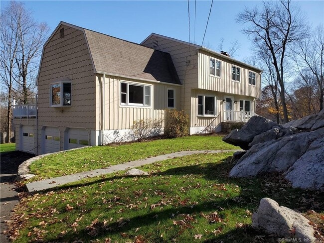 Building Photo - 208 Guinea Rd