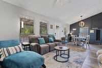 Building Photo - 6733 Mary St