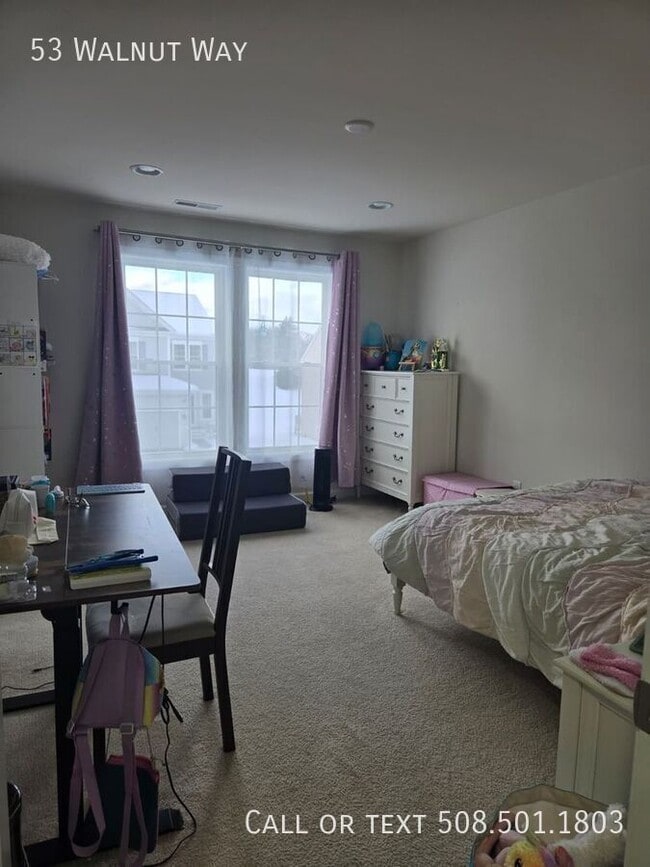 Building Photo - 53 Walnut Way