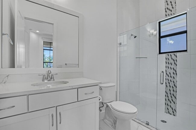 Building Photo - 13501 Artisan Cir