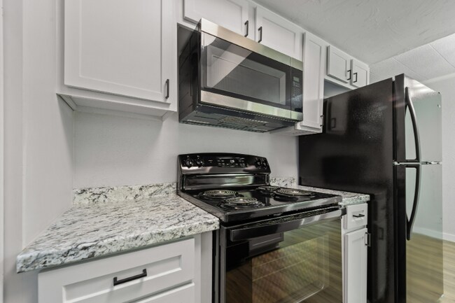 Building Photo - 3502 S Dakota Dr