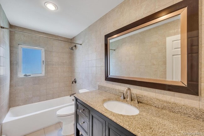 Building Photo - 3685 Prairie Path