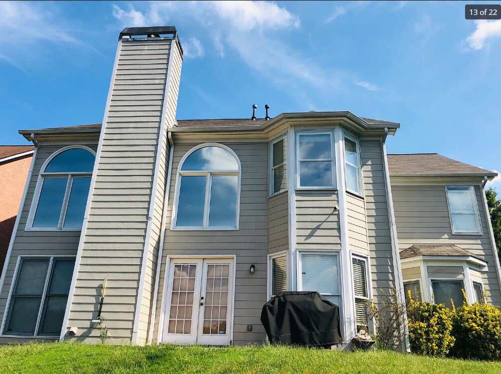 Building Photo - 1751 Millside Dr SE