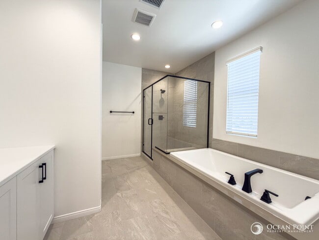 Building Photo - Newly Built 5 Bedroom Home for Rent in Fillmore!