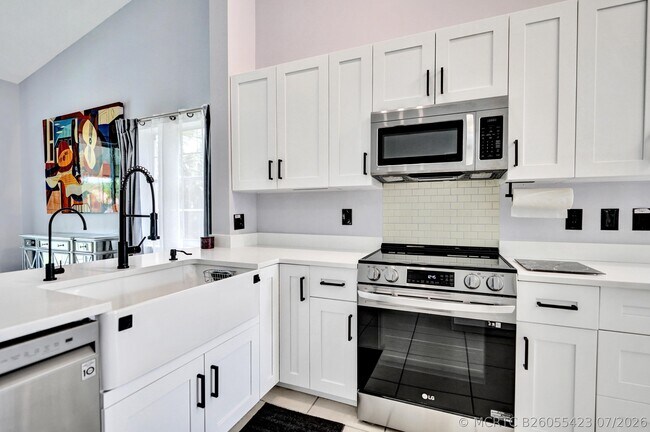 Building Photo - 7669 Springwater Pl