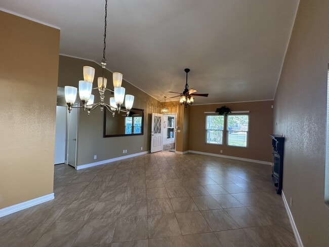 Building Photo - 4296 Sandcastle Dr
