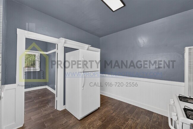 Building Photo - Charming 2-Bedroom Bungalow Retreat in Sacramento