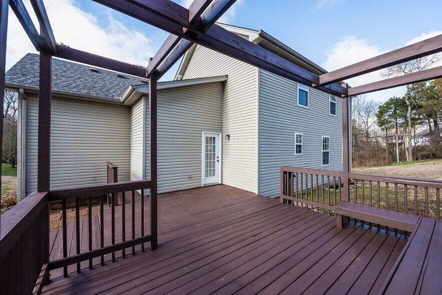 Building Photo - 3602 Sussex Ct