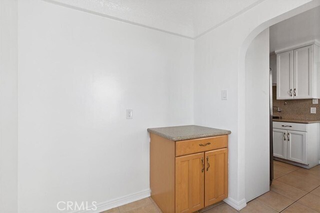Building Photo - 5466 Templeton St
