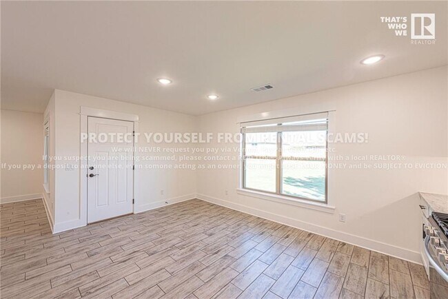 Building Photo - 44 Watson Ln