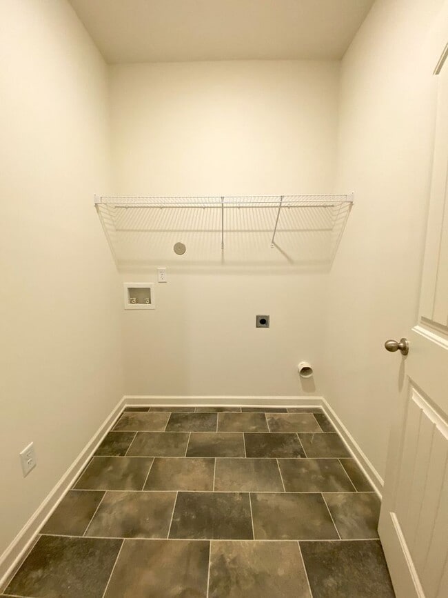 Building Photo - 3 bed, 2 bath in Oakland built in 2023 /// $500 move in special if move in by 12/31/25