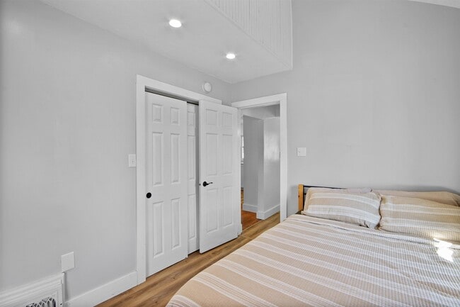 Building Photo - 54054 N Ironwood Rd