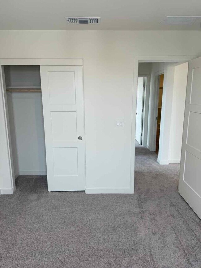 Building Photo - Brand New Home in Elk Grove. 4 Bed/3Bath