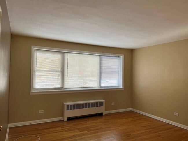 Building Photo - 2605 W Fitch Ave
