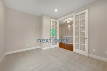 Building Photo - 5 BED & 4.5 BATH FOR RENT