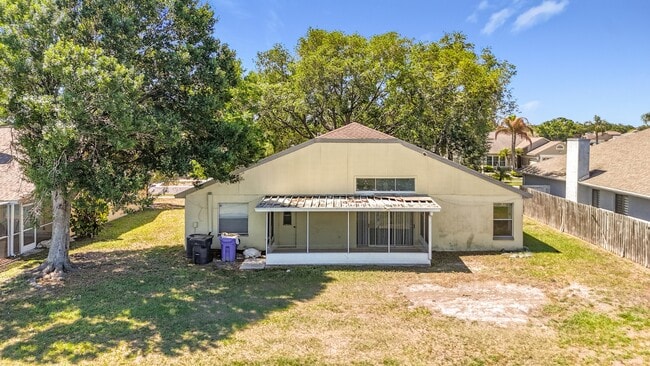 Building Photo - Spacious 4-Bedroom Retreat with 2 Baths in Brandon - 2103 Sq. Ft. of Comfort Awaits!