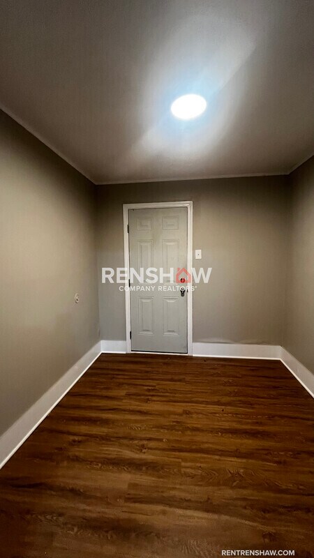 Building Photo - 4092 Orleans Rd