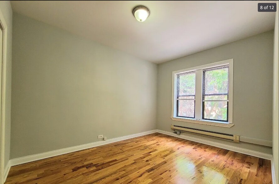 Building Photo - 3723 N Pine Grove Ave
