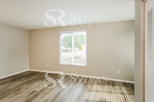 Building Photo - Life Just Got Better!