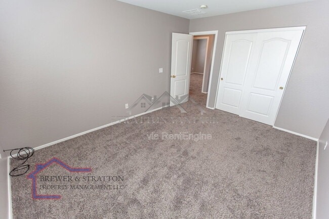 Building Photo - 6427 S 71st Dr