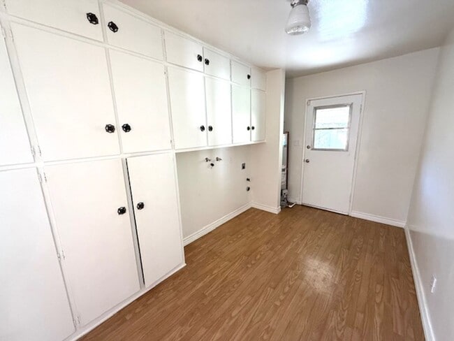 Building Photo - **LA MIRADA** Beautifully Maintained 3-Bedroom Home with Park-Like Yard