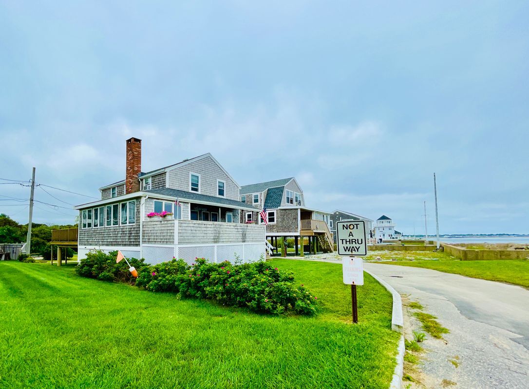 Building Photo - 25 Seaside Rd