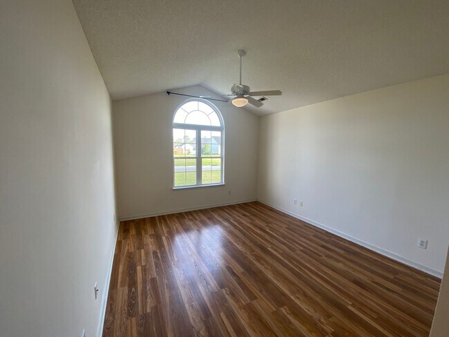 Building Photo - COMING SOON! North Chase Community! 3 BR/ 2 Bath/ 2 Car garage! Fenced back yard!