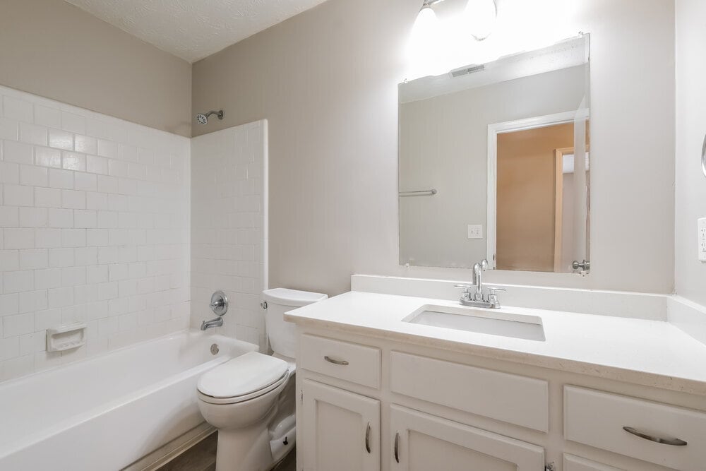 Building Photo - 8983 Habersham Dr