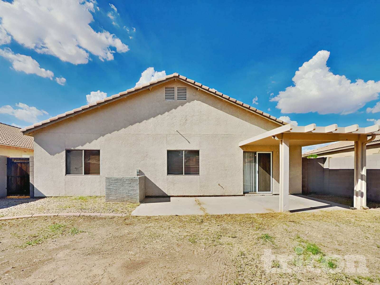 Building Photo - 2097 E Paso Fino Dr