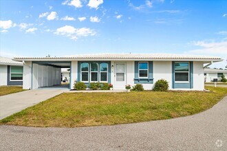 Building Photo - Beautifully Renovated 2BR/2BA Villa with C...