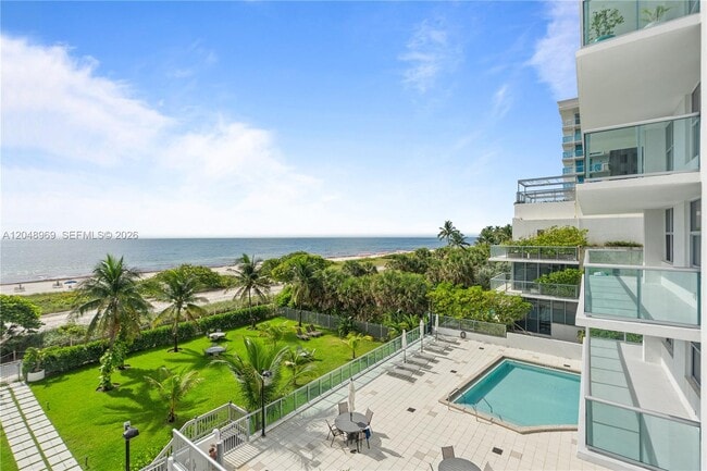 Building Photo - 9511 Collins Ave