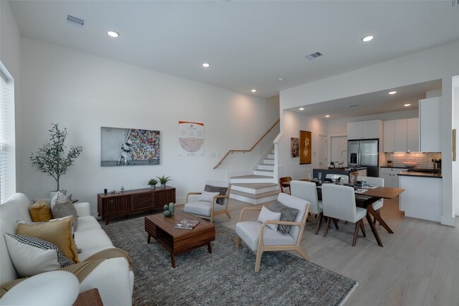 Building Photo - 864 Paul Quinn St