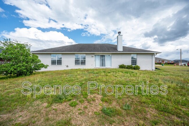 Building Photo - 809 Travis Ct