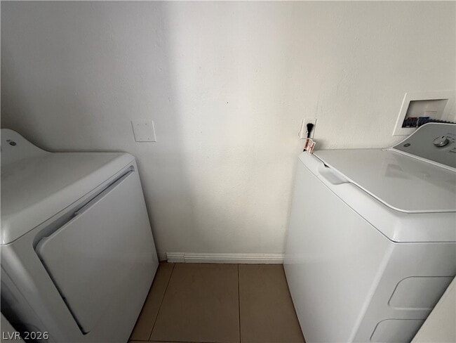 Building Photo - 5309 Gipsy Ave