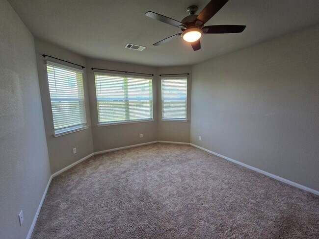 Building Photo - 13703 Mariah Dr
