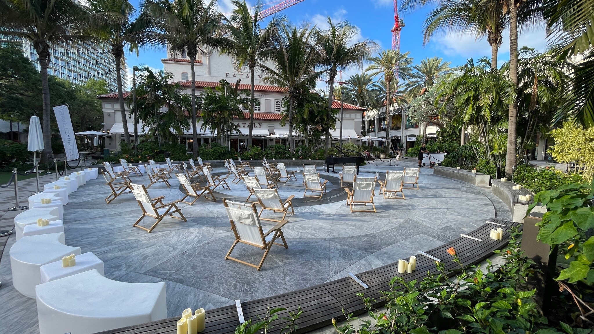 Building Photo - 780 S Sapodilla Ave
