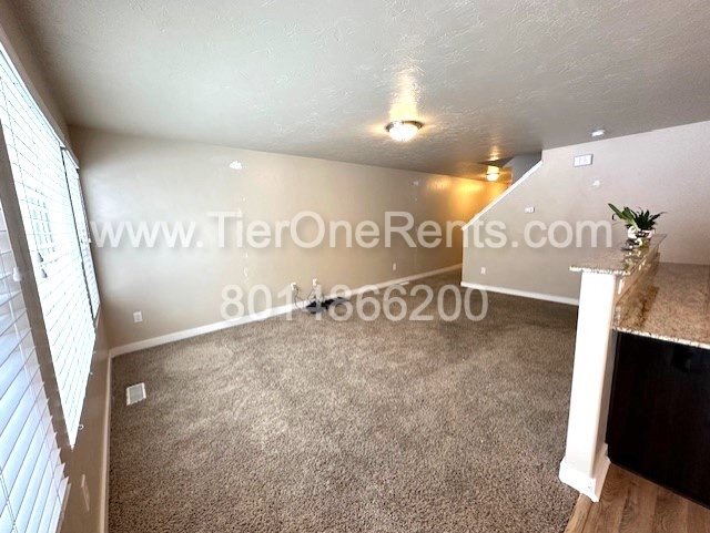 Building Photo - Move in special: $500 off First months rent!