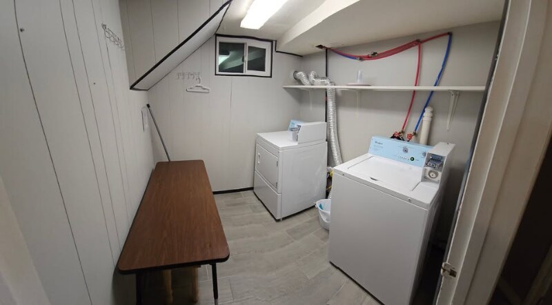 Building Photo - 168 Ross Dr